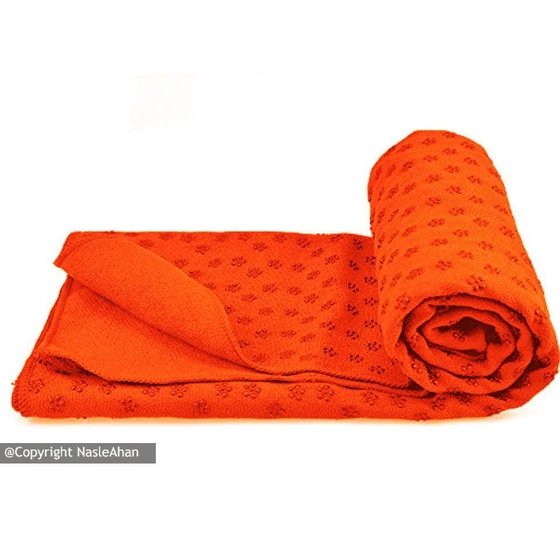 تصویر زیر انداز یوگا حوله ای مدل YOGA Mat Towel 