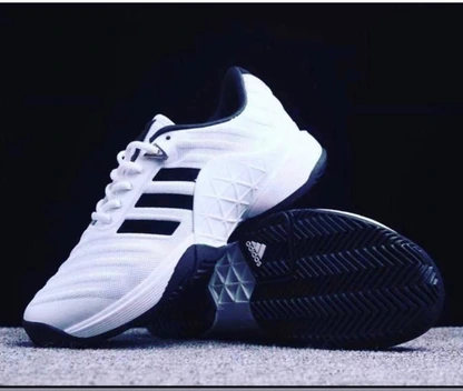 تصویر کفش تنیس آدیداس مدل Adidas barricade رنگ سفید 